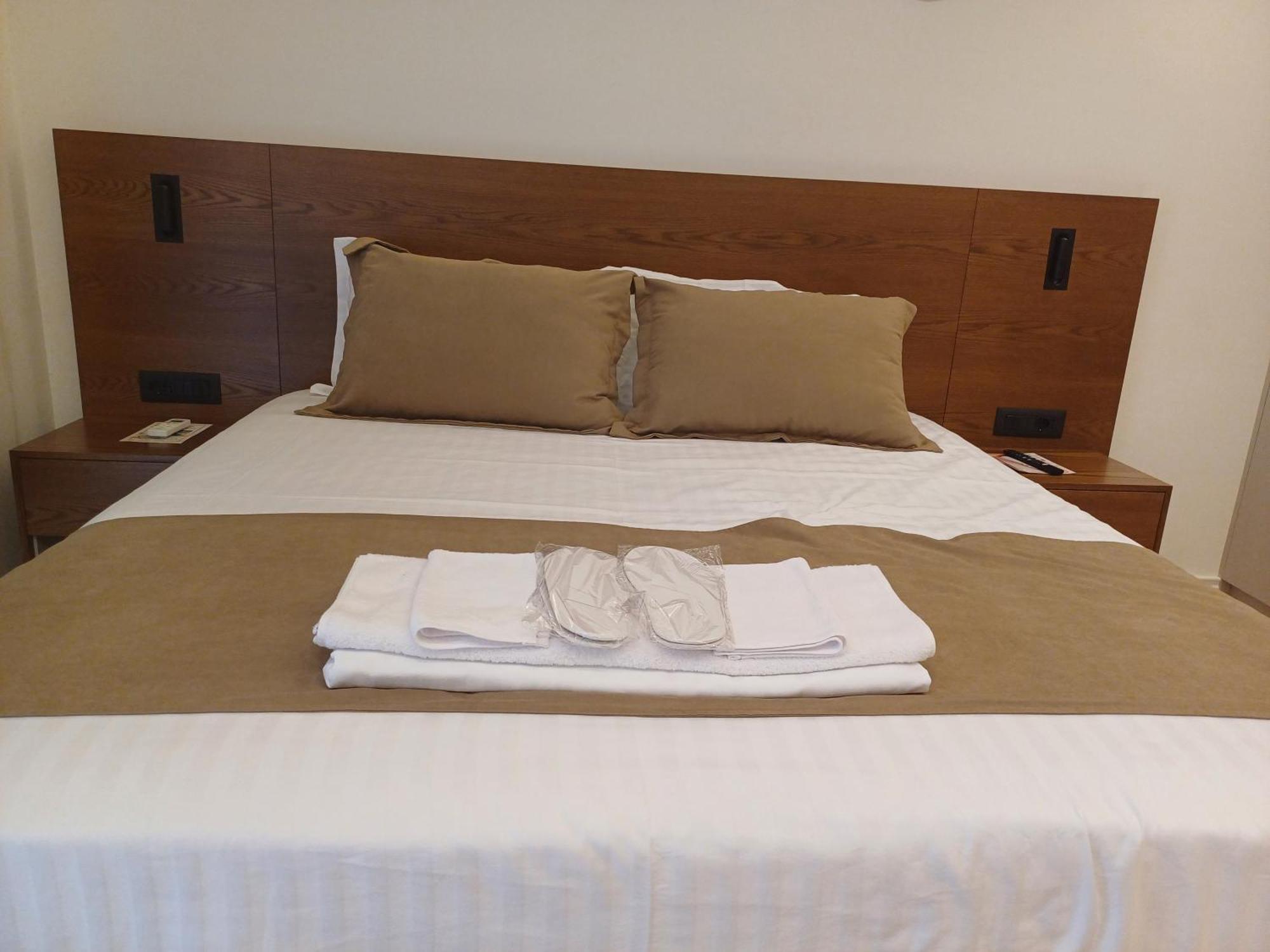 Rentapt Tirana Apartment ภายนอก รูปภาพ